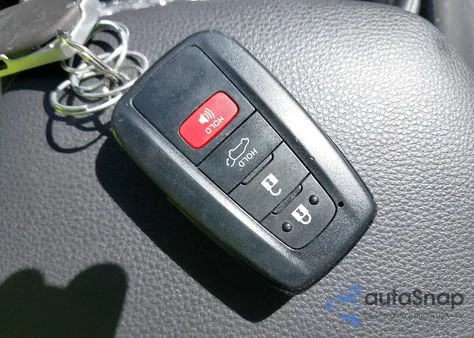 2022 Toyota Rav4 Hybrid Xle z USA, uszkodzony, nr VIN JTMRWRFVXND140070